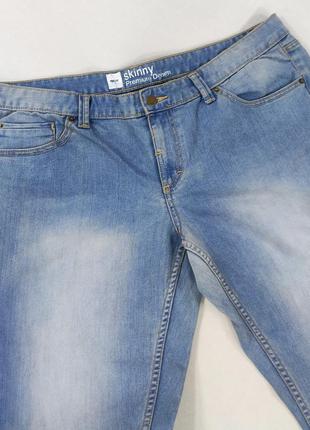 Skinny jeans голубые тертые ждинсы .2 фото