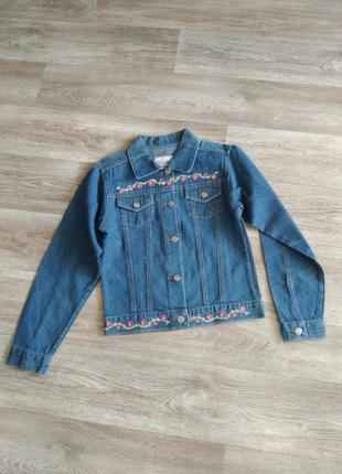 Джинсовий піджак на дівчинку з вишивкою, вишиванка 10/11 років