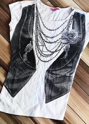 Красива, легка футболка