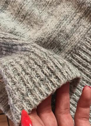 Теплий в'язаний светр 2