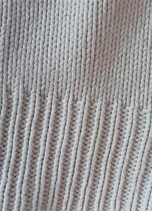 Белый вязаный свитер3 фото