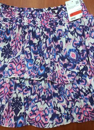 Фиолетовая кэжуал с абстрактным узором юбка c&a а-силуэта (трапеция)9 фото