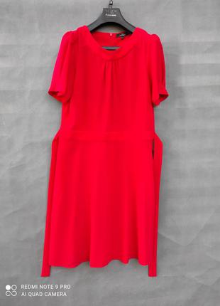 Красное платье миди с вшитым поясом размер uk 143 фото