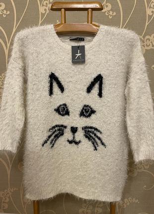 Очень красивый и стильный брендовый вязаный свитер с котом.6 фото