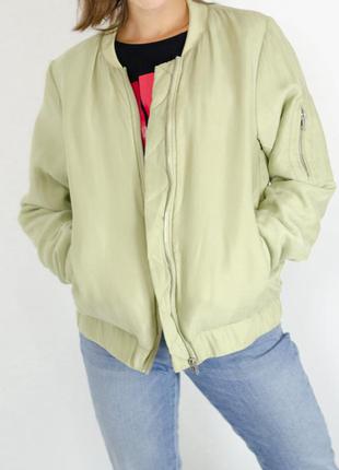 Selected femme бомбер оливкового кольору, бейсбольна куртка, демі