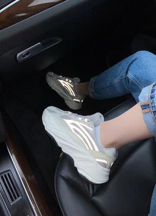 Кросівки yeezy 700 static кроссовки7 фото