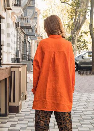 Оранжевая рубашка оверсайз в стиле бохо из натурального льна4 фото