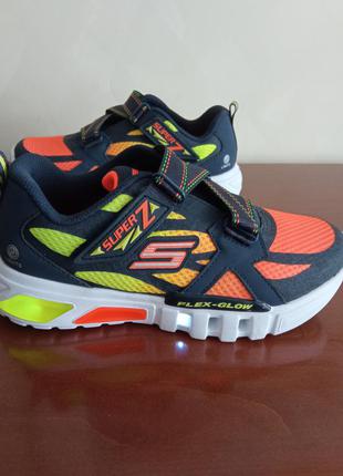 Кроссовки skechers s lights:с подсветкой  30 р (19,5),31 (20,5),33,5 р (21,5),2 фото