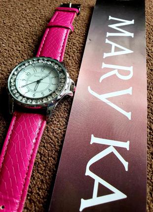 Брендовий годинник mary kay