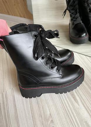 Чорні черевики нові4 фото