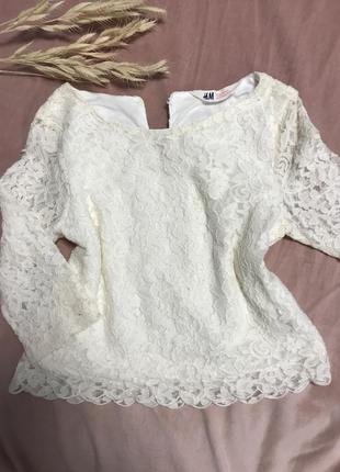 Ажурна і ніжна кофточка💁🏼♀️з дуже красивим мереживом 😍