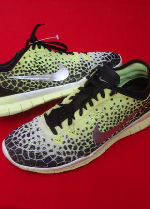 Кроссовки nike free  tr fit  5.0 оригинал 39 размер