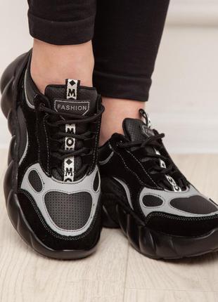 Черные кроссовки из кожи на платформе/ танкетке женские осенние чепного цвета8 фото