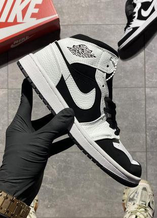 Кросівки nike air jordan 1 white black