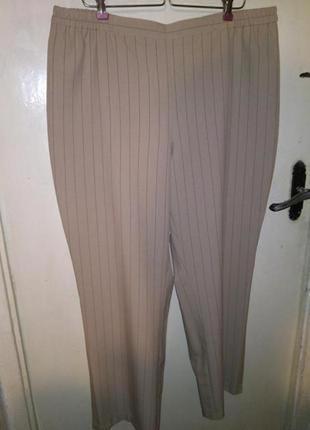 Шикарные,лёгкие,светлые (фото 7),офисные брюки в полоску,высокая посадка,большого размера