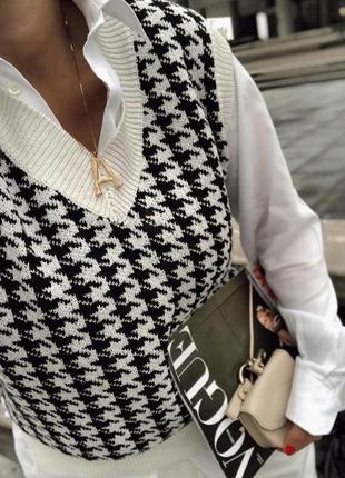 Нова крута кофта, жилетка, актуальний принт, стильна