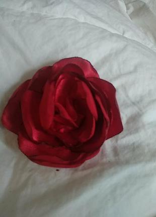 Брошь цветок