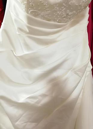 Свадебное платье розшитое бисером.3 фото