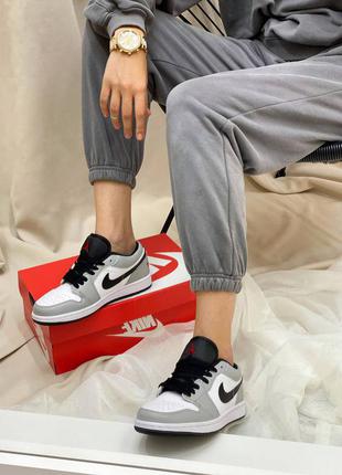 Кроссовки nike air jordan 1 low grey