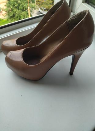 Туфли на скрытой танкетке, бежевые, кремовые, нюдовые