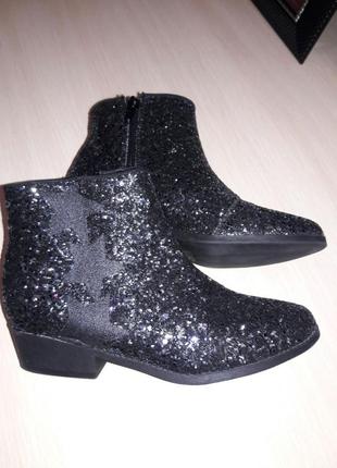 Нарядные ботинки деми 32-33 р. 20 стелька