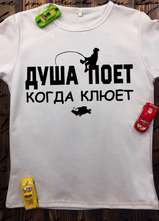 Чоловічі футболки з принтом - хобі тематика