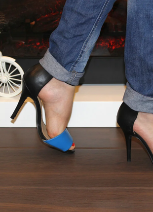 Туфли летние синие с черным на каблуке б5724 фото