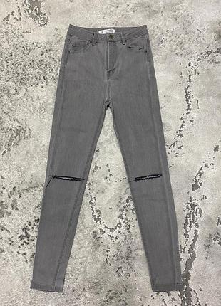 Джинси в ідеальному стані