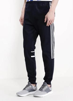 Штани чоловічі adidas clr84 trackpant bk59283 фото