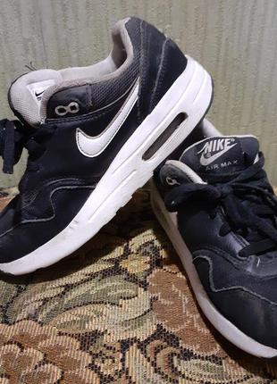 Кросовки nike air 33р.