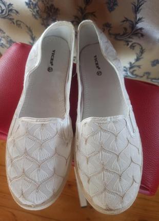 Сліпони 36-36.5 розміру