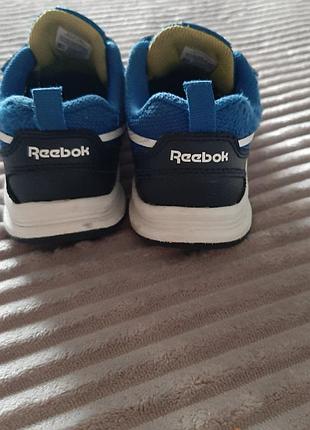 Кроссовки 3