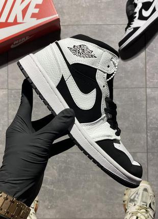 Женские высокие кожаные кроссовки nike air jordan 1 white black🆕черно-белые найк аир джордан🆕
