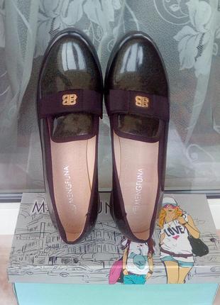 Туфли-лоферы,р. 39.