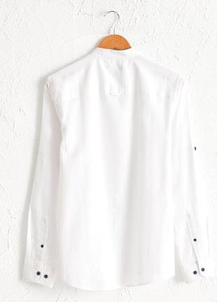 Біла чоловіча сорочка lc waikiki/лз вайкікі комір-стійка, з кишенею на грудях3 фото