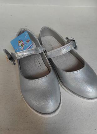 Розпродаж!!!туфлі на дівчинку