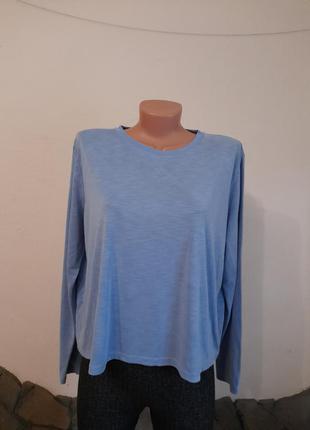 Стильна кофта оверсайз вкорочена