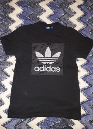 Футболка чоловіча adidas1 фото