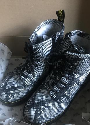 Dr. martens зимові ботінки