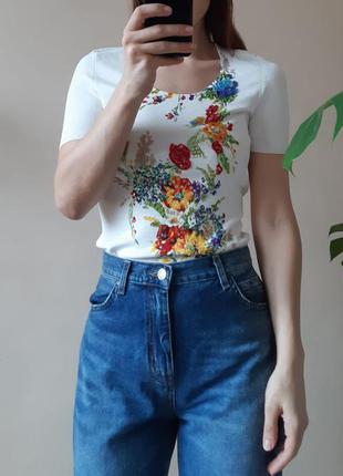 Трикотажна футболка з візерунком