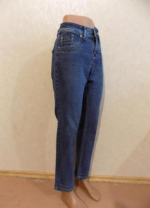 Джинси фірмові із зручною посадкою сині розмір 46
