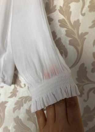 Нежная белая блуза с кружевом3 фото