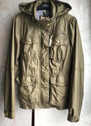 Курточка esprit