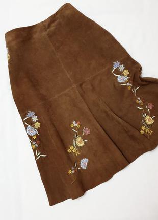 Massimo dutti замшевая юбка миди с вышивкой пот 42 см