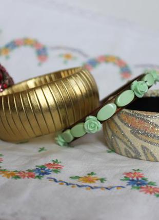 Браслети з фото 50-60 ua