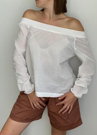 Блуза з тонкого хлопка з відкритими плечима тсм блуза с тонкого хлопка с открытыми плечами1 фото