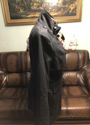 Удленнёный женский пиджак.3 фото