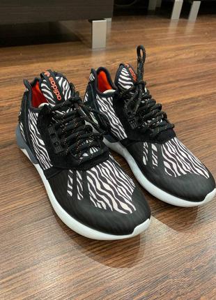 Кроссовки чёрные adidas tubular кроссівки