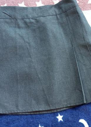 Шкільна класична спідниця в складку