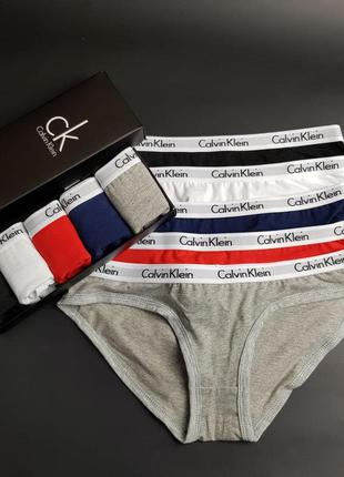 Подарочный набор женских трусиков calvin klein1 фото